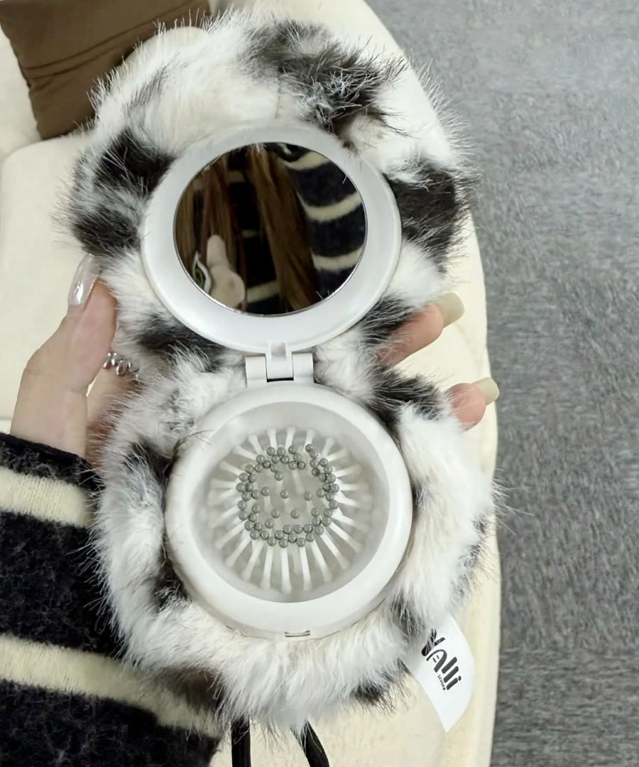 Yooki Heat Charging Station Series Mirror Comb Plush Blind Box Yooki